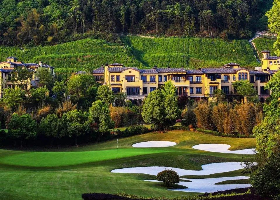 浙江安吉龙王溪+球会酒店