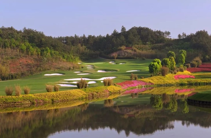 浙江安吉龙王溪+球会酒店