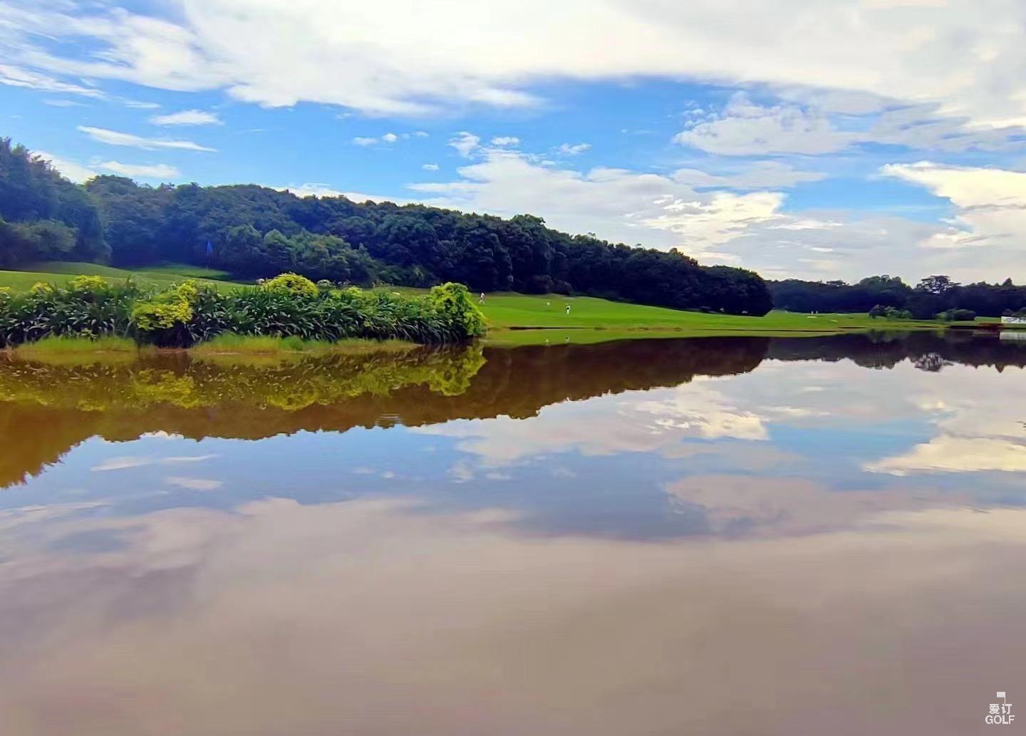 Four Courses Across Foshan & Zhaoqing – Group Golf Getaway